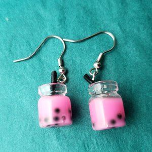 3/10$ NWOT Bright pink bubble tea glass resin earrings
